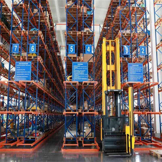 Kho công nghiệp Thiết kế tùy chỉnh Giá đỡ lối đi rất hẹp Giá đỡ pallet hạng nặng VNA