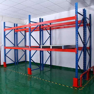 Giá đỡ pallet chọn lọc kim loại cho siêu thị