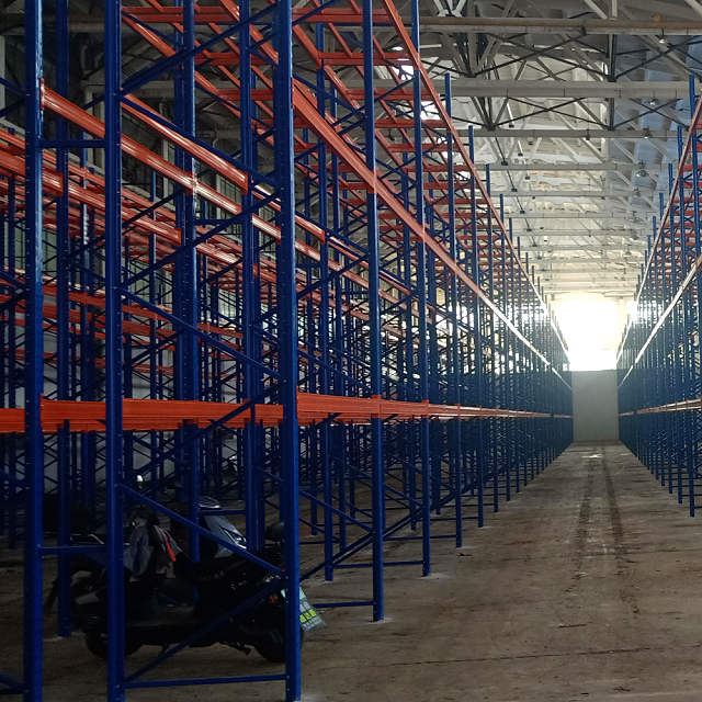 Kho vật liệu thép Kệ pallet chọn lọc công nghiệp