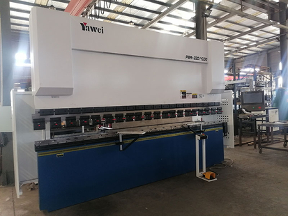 Máy uốn CNC